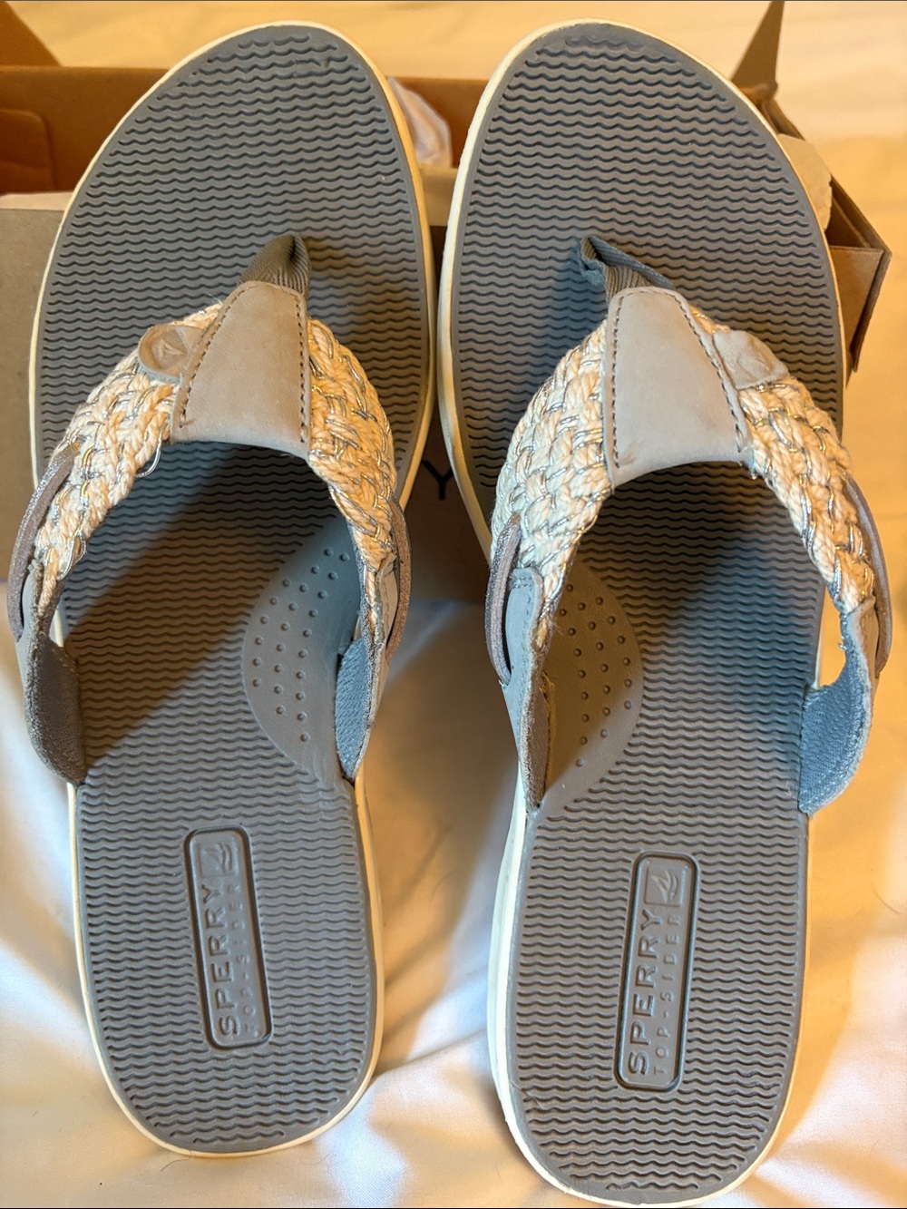 Sperry Women's Gray Braided Thong Sandals with Natural Rope Accent